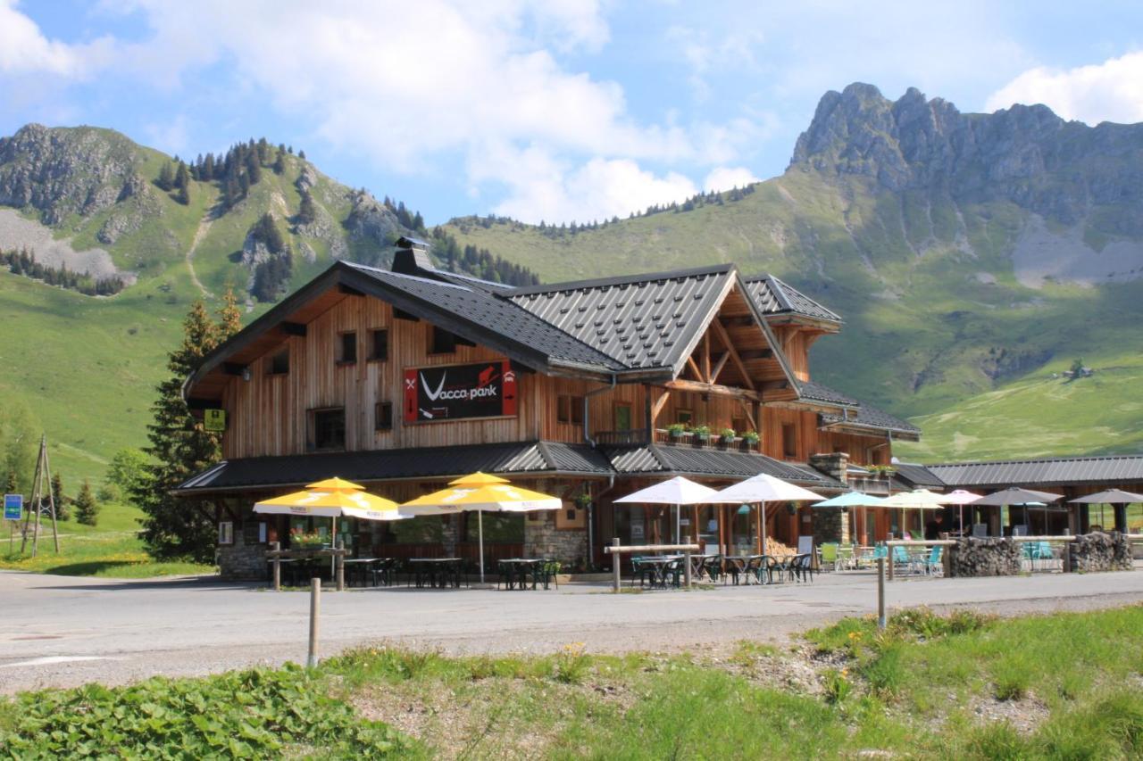 Chalet Hotel Vaccapark Praz de Lys Exteriör bild
