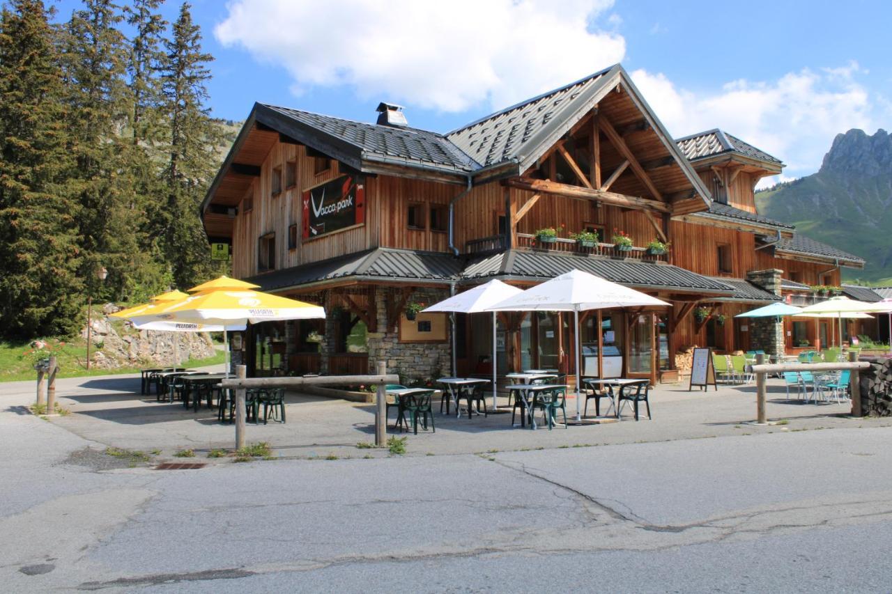Chalet Hotel Vaccapark Praz de Lys Exteriör bild