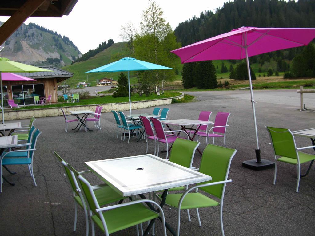 Chalet Hotel Vaccapark Praz de Lys Exteriör bild